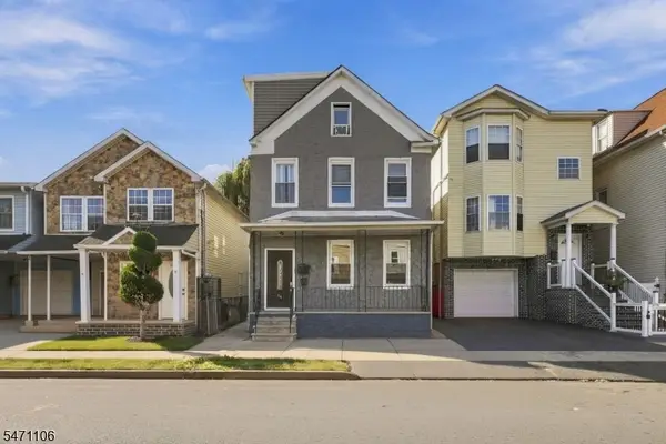 230 Pine St, Elizabeth City, NJ 07206