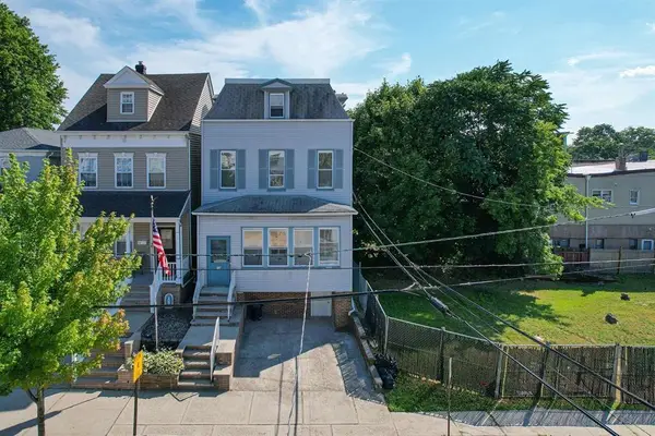 10 East 45TH ST, Bayonne, NJ 07002