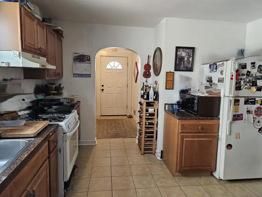 811 8TH ST, Secaucus, NJ 07094 - Image #3