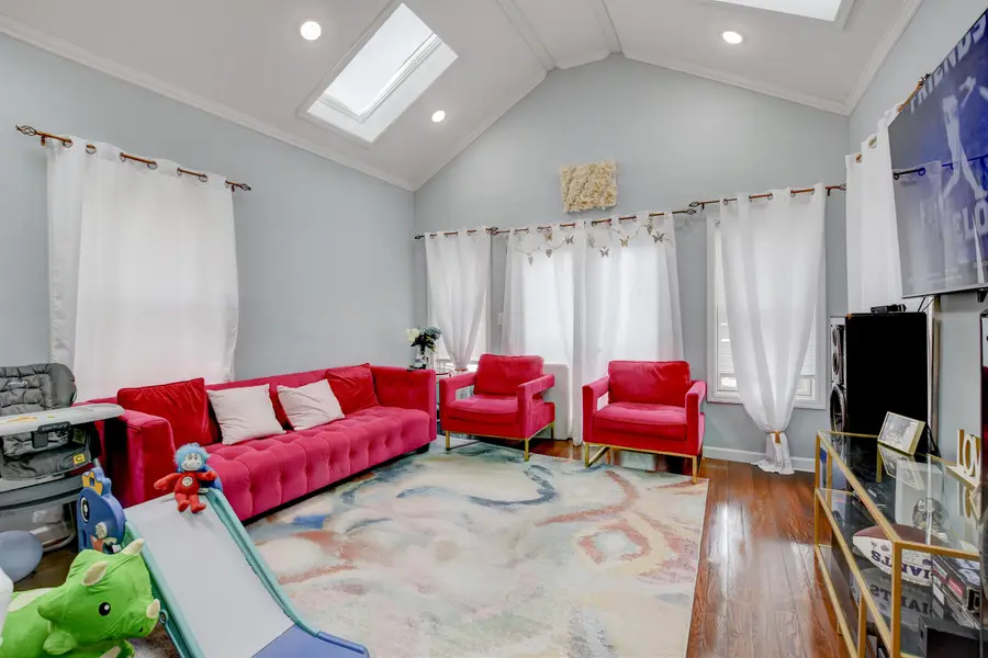 63 WEST 19TH ST, Bayonne, NJ 07002 - Image #2