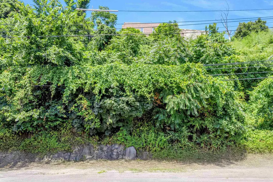 55 HACKENSACK PLANK RD, Weehawken, NJ 07086 - Image #3