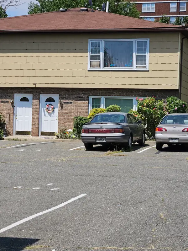 289 A CLERK ST, JC, Bergen-Lafayett, NJ 07304