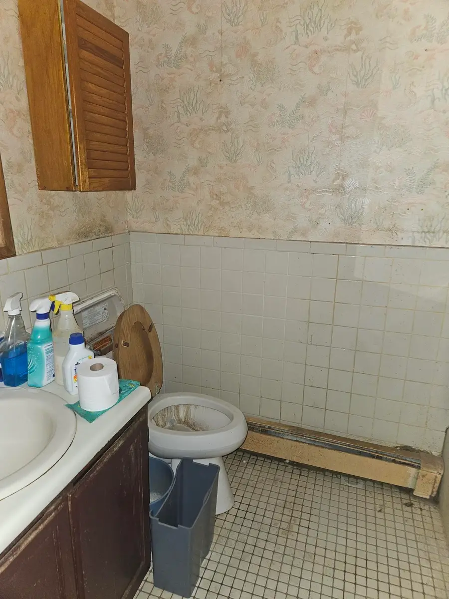 289 A CLERK ST, Jersey City, NJ 07304 - Image #2