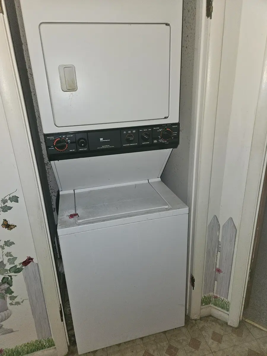 289 A CLERK ST, Jersey City, NJ 07304 - Image #3