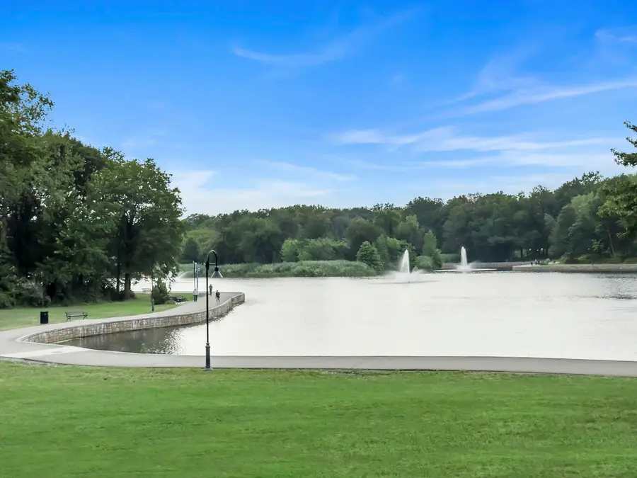 8450 BLVD EAST #4F, North Bergen, NJ 07047 - Image #3