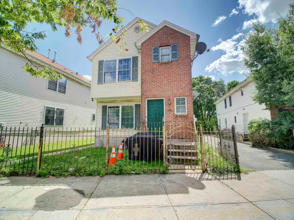 418 OCEAN AVE, JC, Greenville, NJ 07305