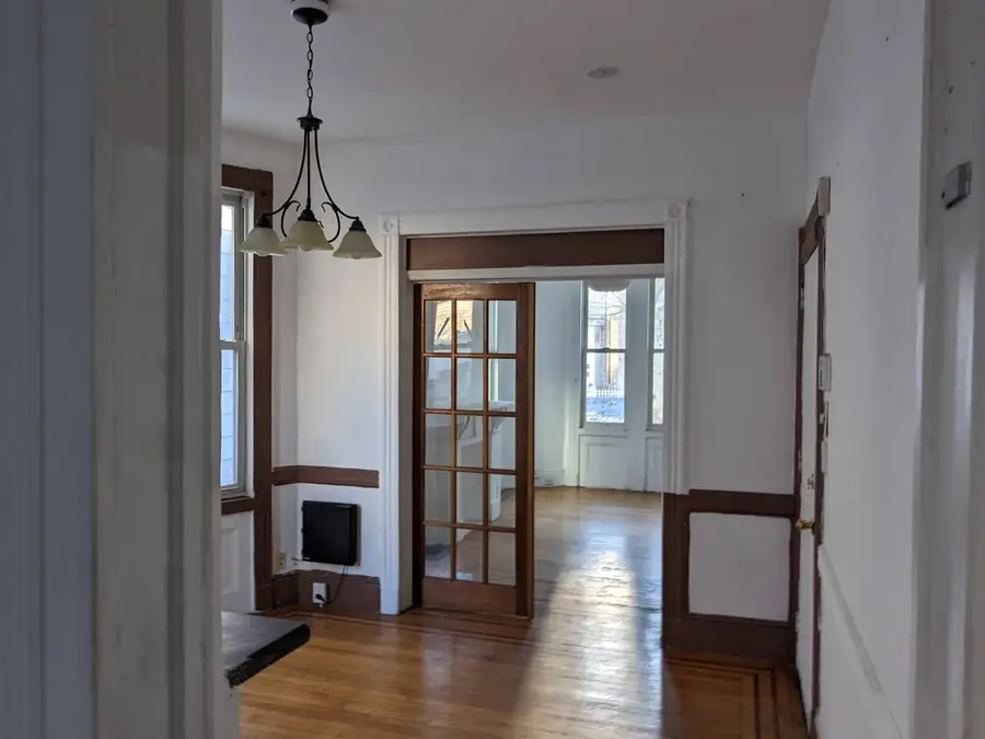 32 STORMS AVE, Jersey City, NJ 07306 - Image #3