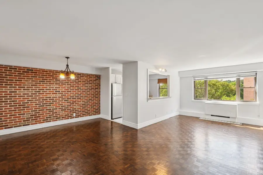 8800 BLVD EAST #4J, North Bergen, NJ 07047 - Image #2