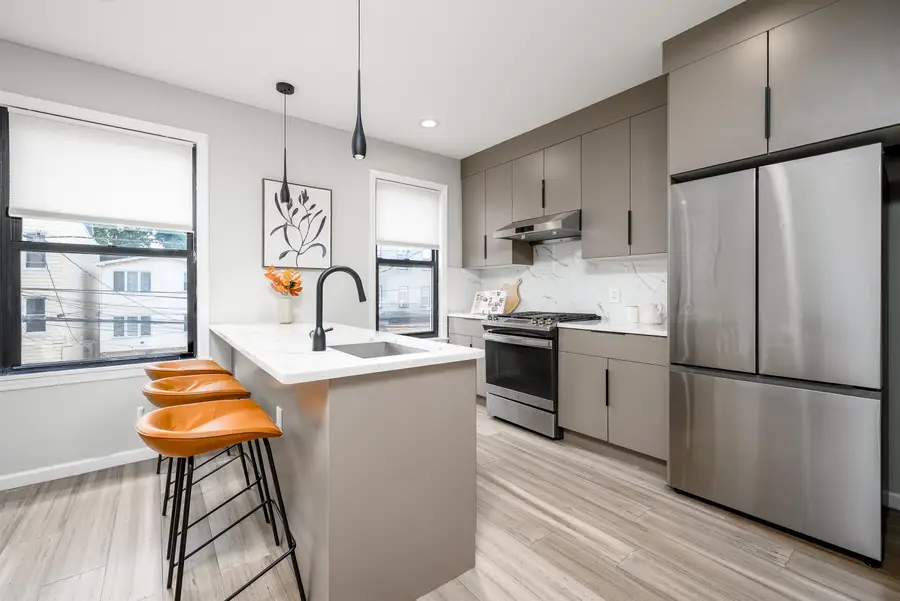 70 BOWERS ST #3, Jersey City, NJ 07307 - Image #3