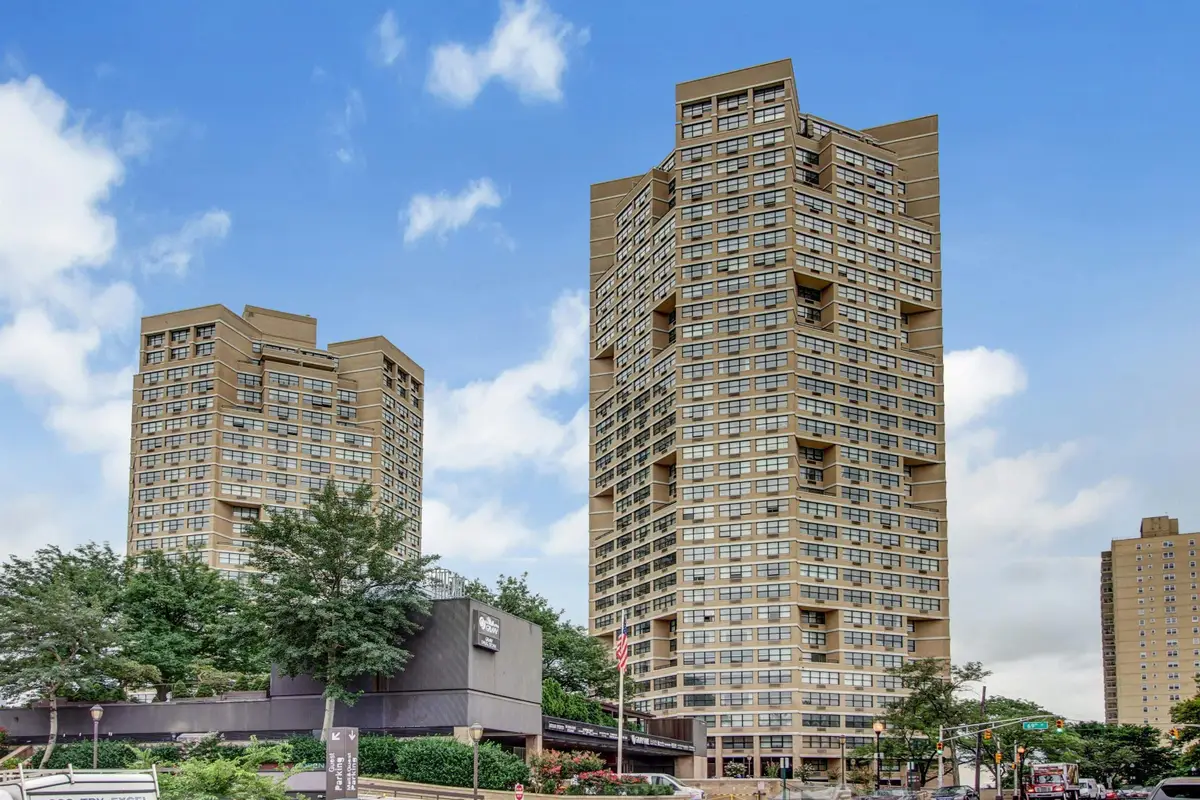 7000 KENNEDY BLVD #36C, Guttenberg, NJ 07093 - #1
