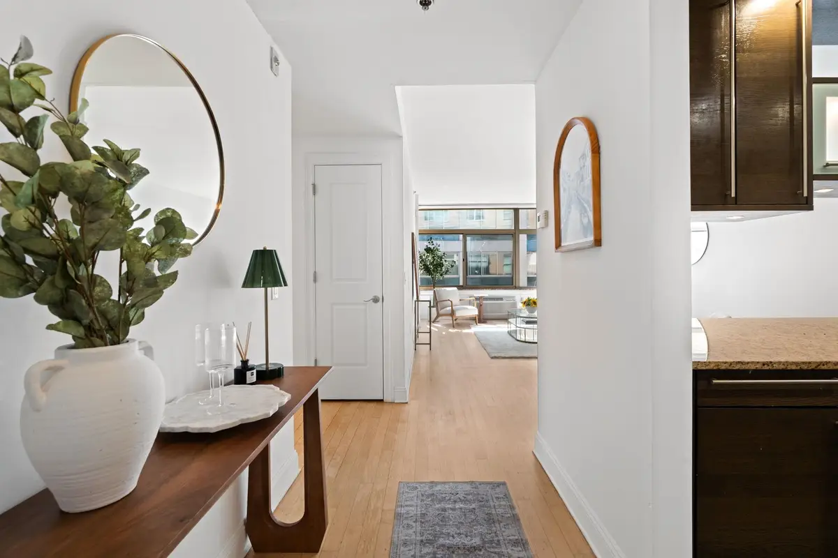 10 REGENT ST #501, Jersey City, NJ 07302 - Image #1