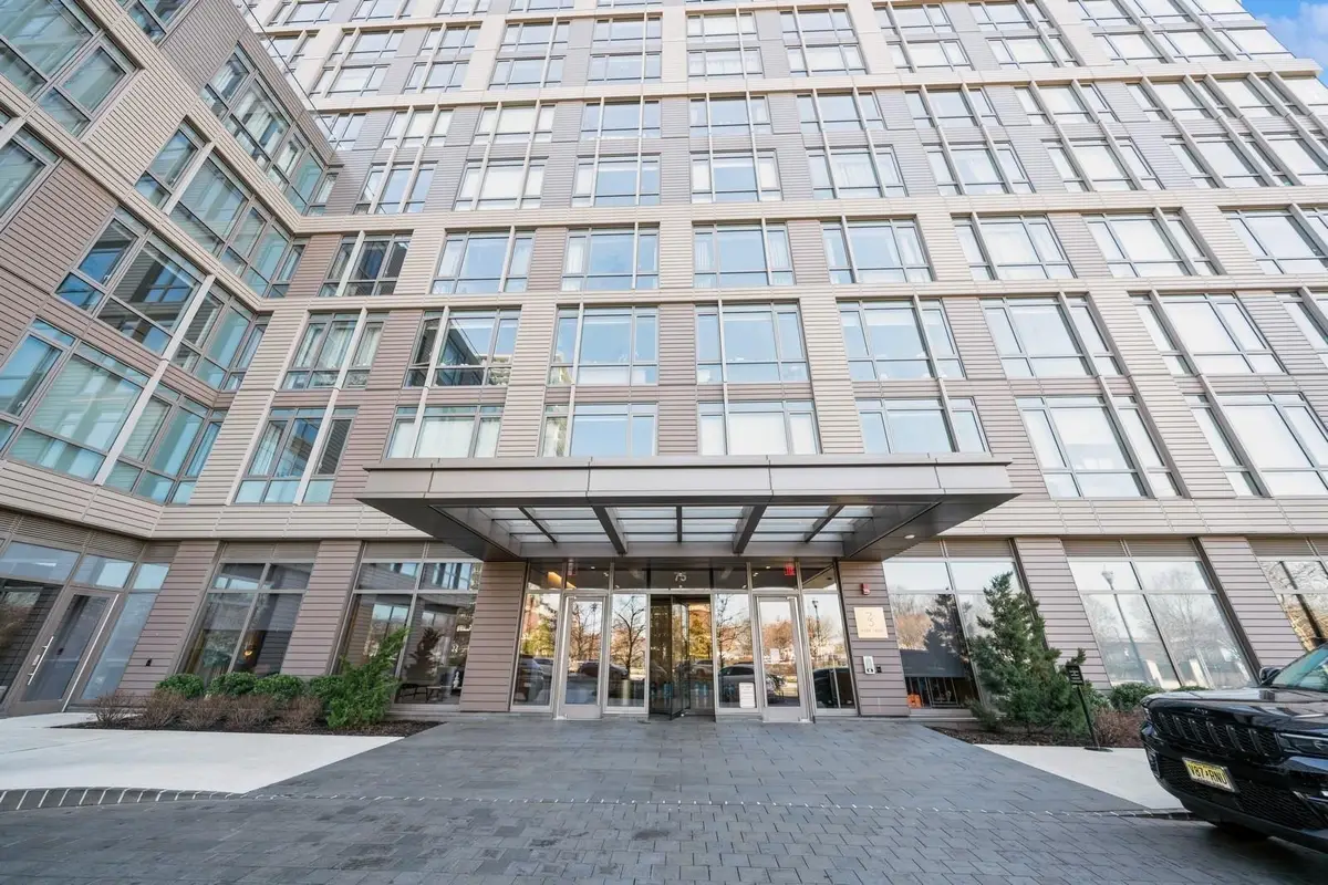 75 PARK LANE SOUTH #1012, Jersey City, NJ 07310 - Image #1
