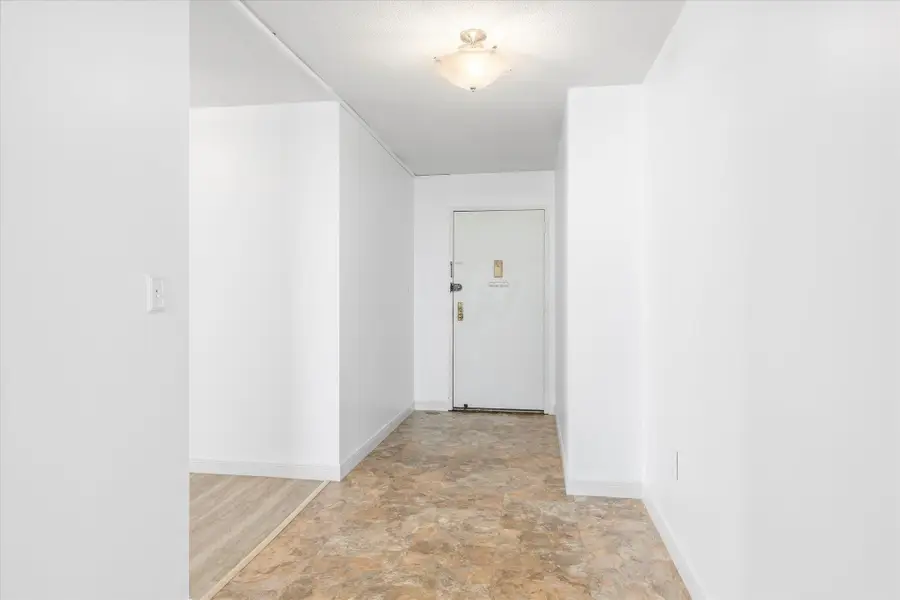 1705 HARMON COVE TOWER #1705, Secaucus, NJ 07094 - Image #3