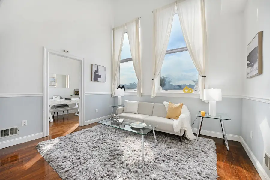 60 ERIE ST #303, Jersey City, NJ 07302 - Image #2