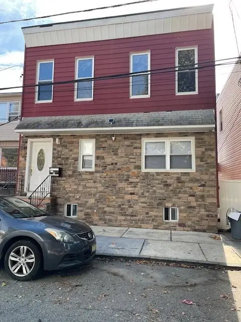 14 MEADOW ST, Bayonne, NJ 07002 - Image #2