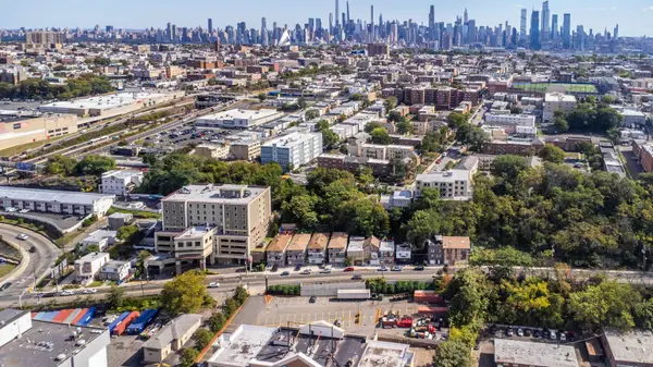 2606 PATERSON PLANK RD, North Bergen, NJ 07047