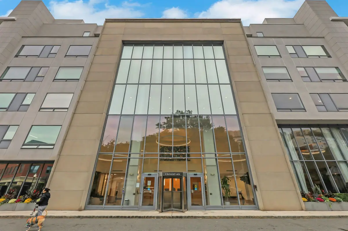 3 SOMERSET LANE #109, Edgewater, NJ 07020 - Image #1