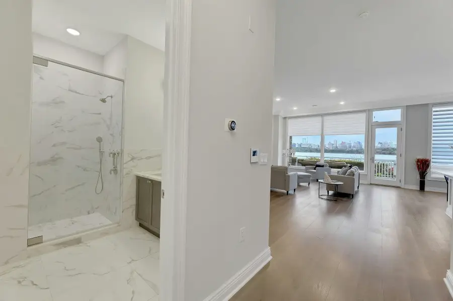 3 SOMERSET LANE #109, Edgewater, NJ 07020 - Image #2