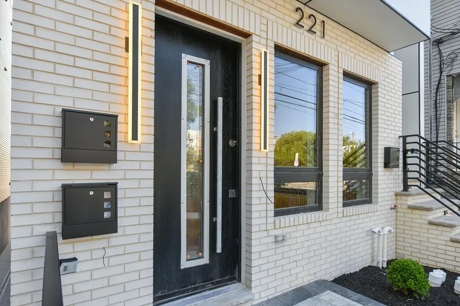 221 COLUMBIA AVE, Jersey City, NJ 07307 - Image #2