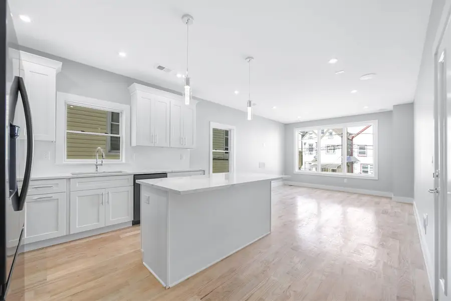 88 WEST 20TH ST #1, Bayonne, NJ 07002 - Image #3