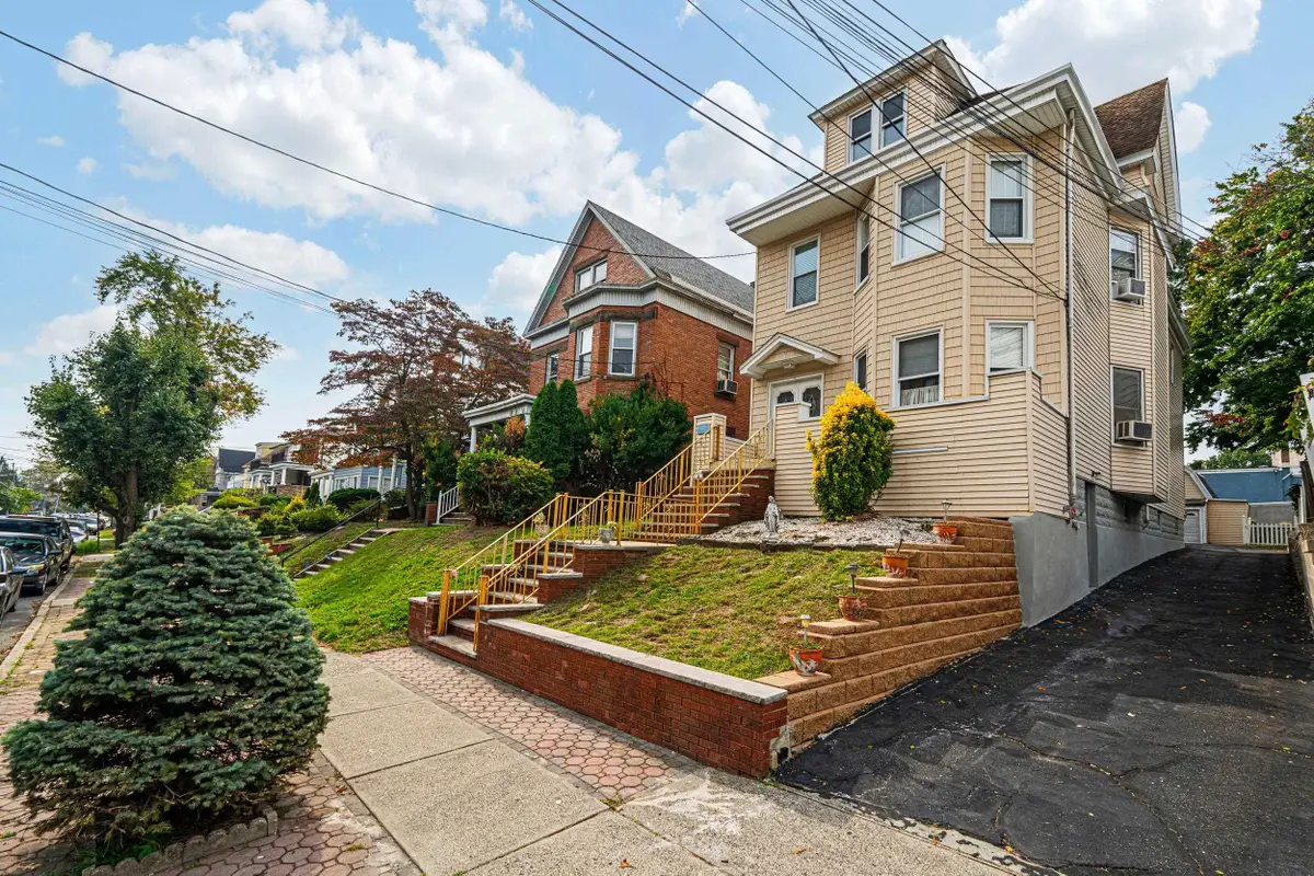 98 WEST 31ST ST, Bayonne, NJ 07002 - Image #1