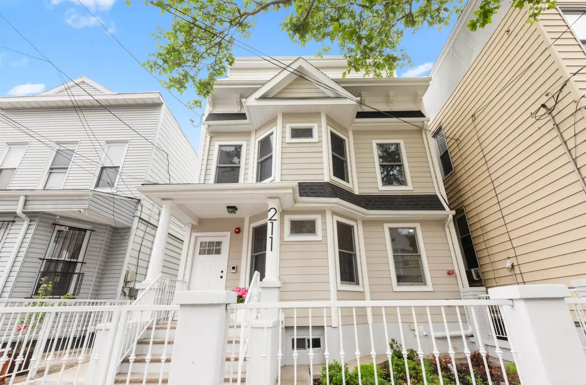 211 SUMMIT AVE #3, Jersey City, NJ 07304 - #1