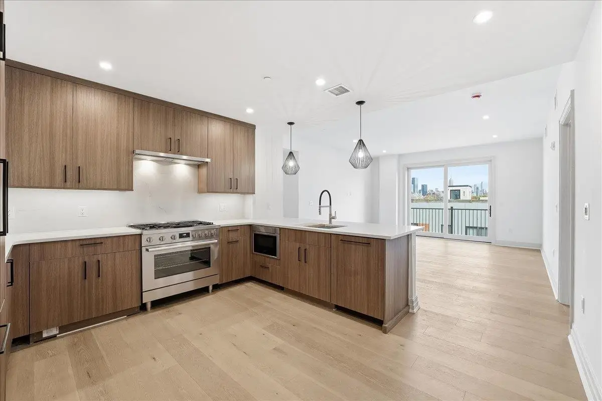 921 MADISON ST #605, Hoboken, NJ 07030 - Image #1