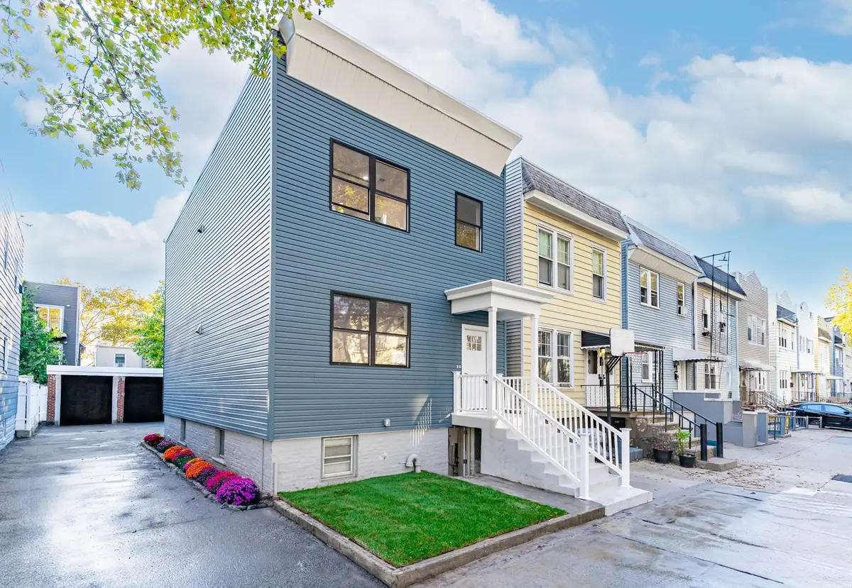 111 CLARKE AVE, Jersey City, NJ 07304 - Image #1