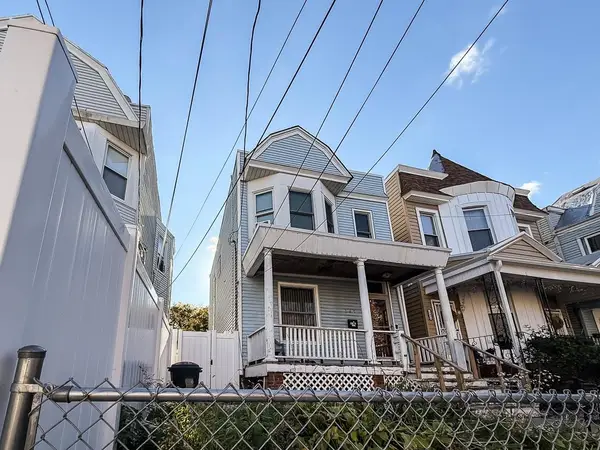 145 EGE AVE, JC, Greenville, NJ 07304