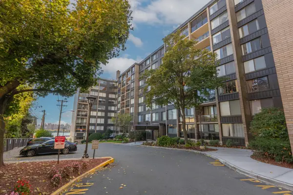 9060 PALISADE AVE #525, North Bergen, NJ 07047