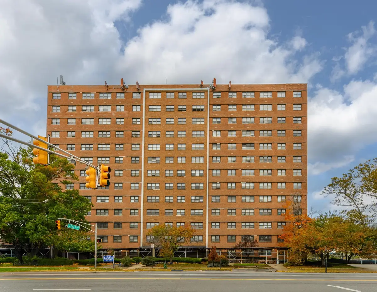 1225 KENNEDY BLVD #9G, Bayonne, NJ 07002 - Image #1
