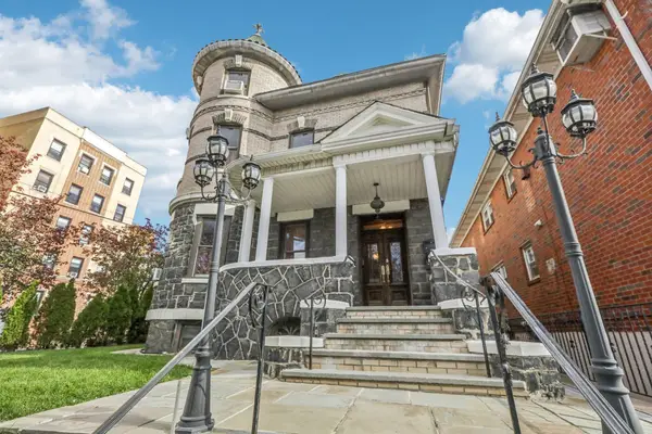 7722 BROADWAY, North Bergen, NJ 07047