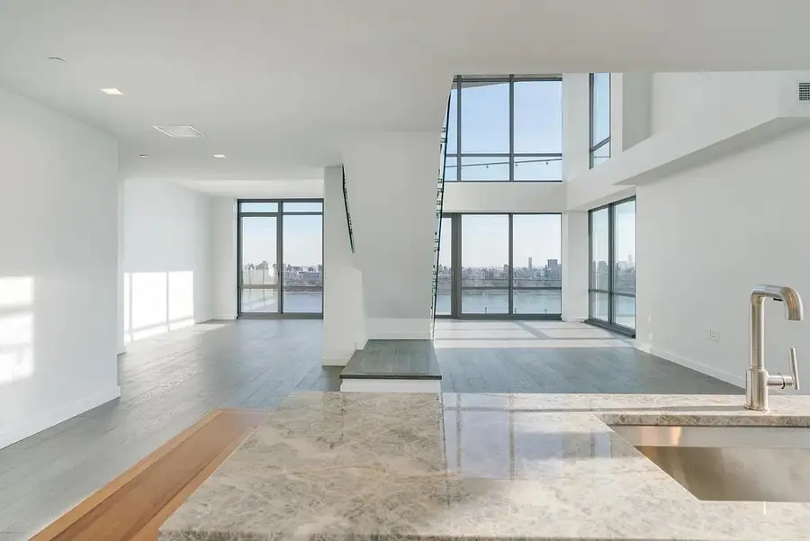 320 ADOLPHUS AVE #1415, Cliffside Park, NJ 07010 - Image #3