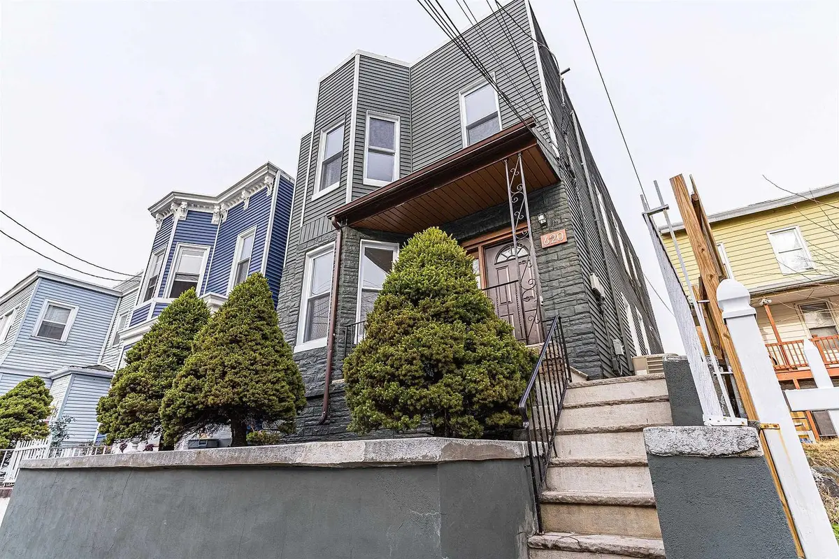 620 37TH ST, Union City, NJ 07087 - Image #1