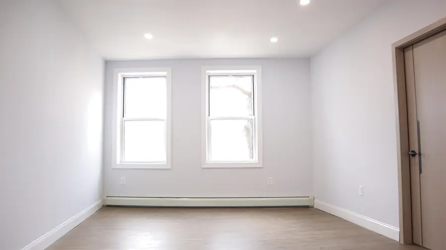 66 ROMAINE AVE #1, Jersey City, NJ 07306 - Image #2