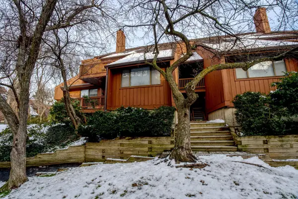 570 SANDERLING CT, Secaucus, NJ 07094