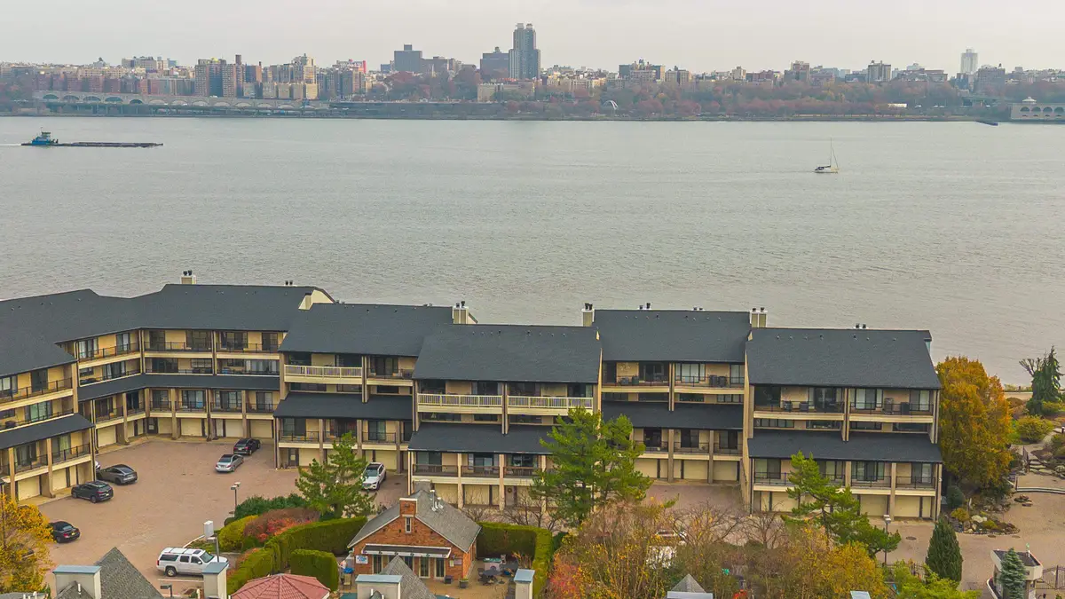 1225 RIVER RD #7D, Edgewater, NJ 07020 - #1