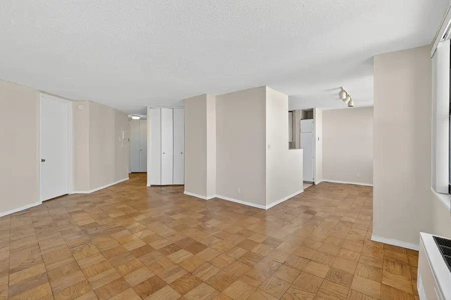 7002 BLVD EAST #42B, Guttenberg, NJ 07093 - Image #3