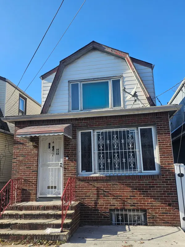 7 CASPER CT, JC, West Bergen, NJ 07305-1418