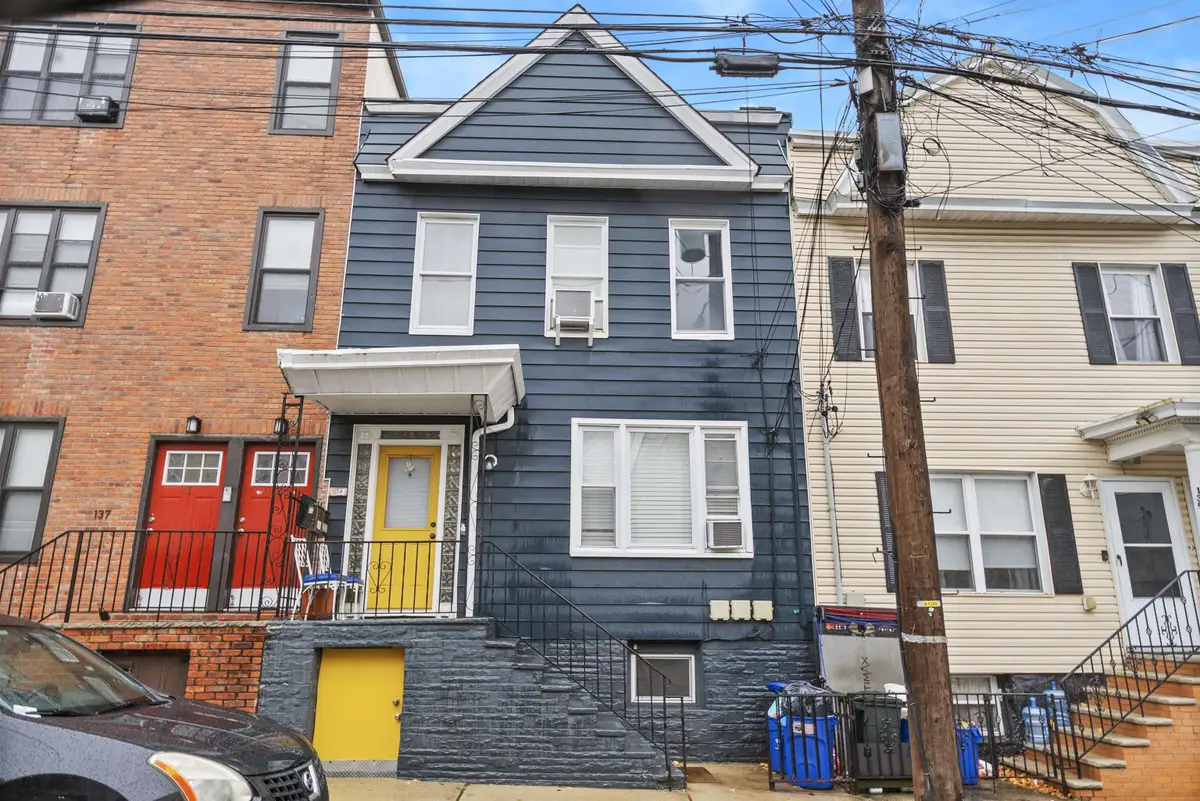 137A DE KALB AVE, Jersey City, NJ 07306 - #1