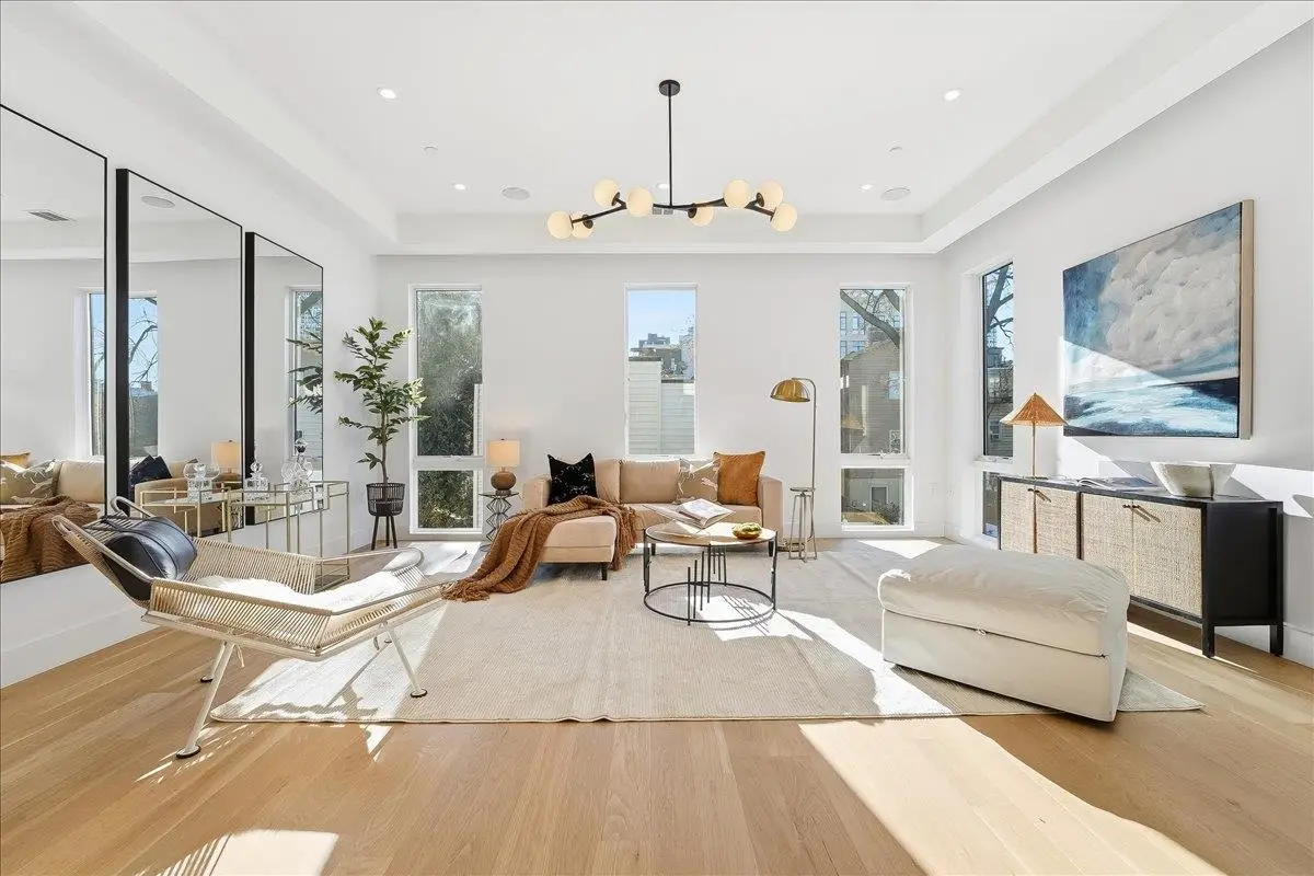 105 LAIDLAW AVE #3, Jersey City, NJ 07306 - Image #1