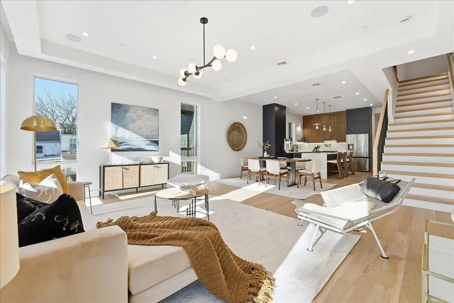 105 LAIDLAW AVE #3, Jersey City, NJ 07306 - Image #2