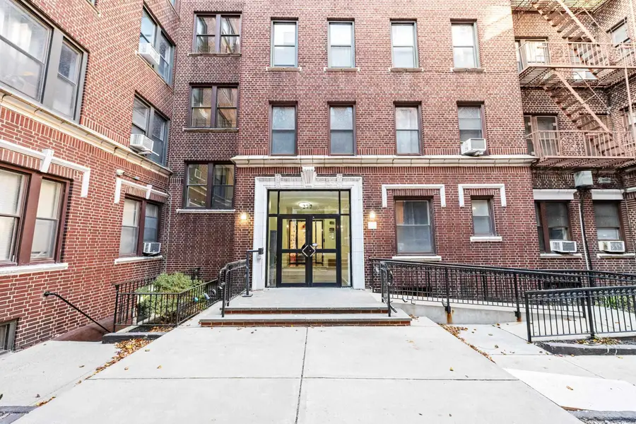 277 HARRISON AVE #C 8, Jersey City, NJ 07304 - Image #2