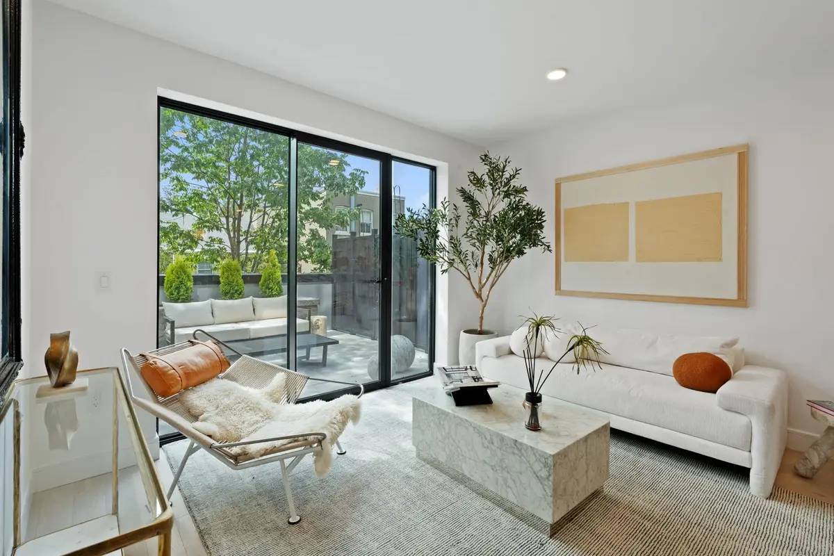 139 CHRISTOPHER COLUMBUS DR #307, Jersey City, NJ 07302 - #1