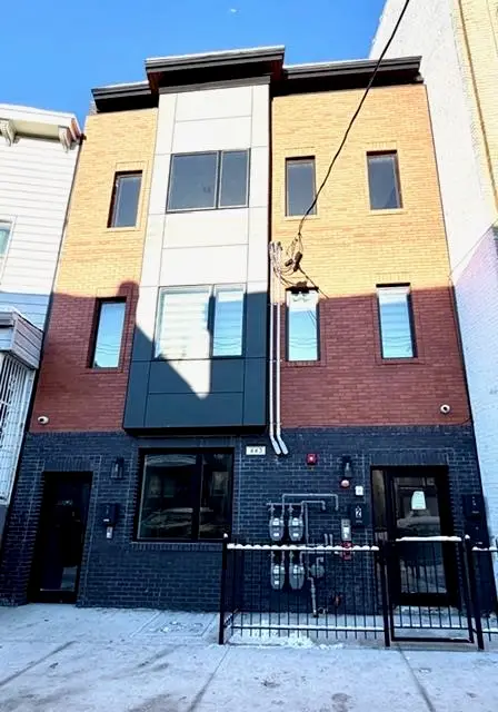 443 BERGEN AVE #1, JC, Bergen-Lafayett, NJ 07304