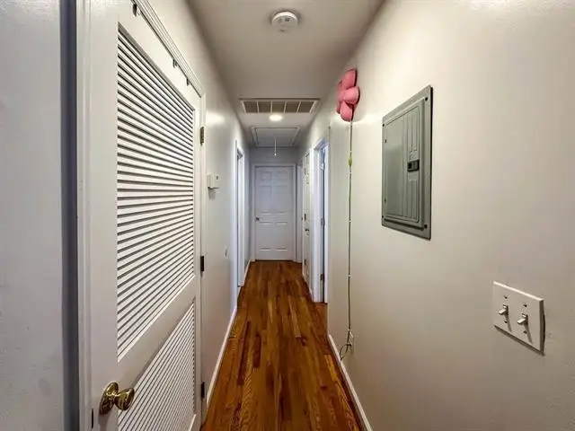 318 LINDEN AVE, Jersey City, NJ 07305 - Image #3