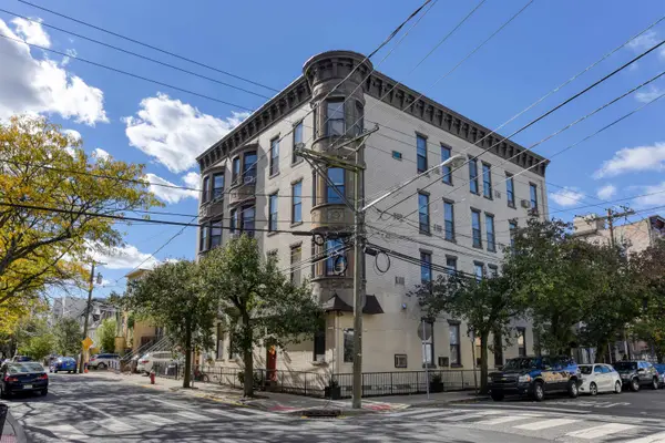 193 OGDEN AVE #4B, JC, Heights, NJ 07307