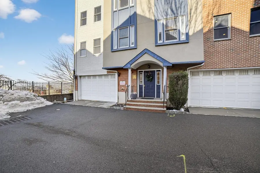 620 38TH ST #402, Union City, NJ 07087 - Image #2