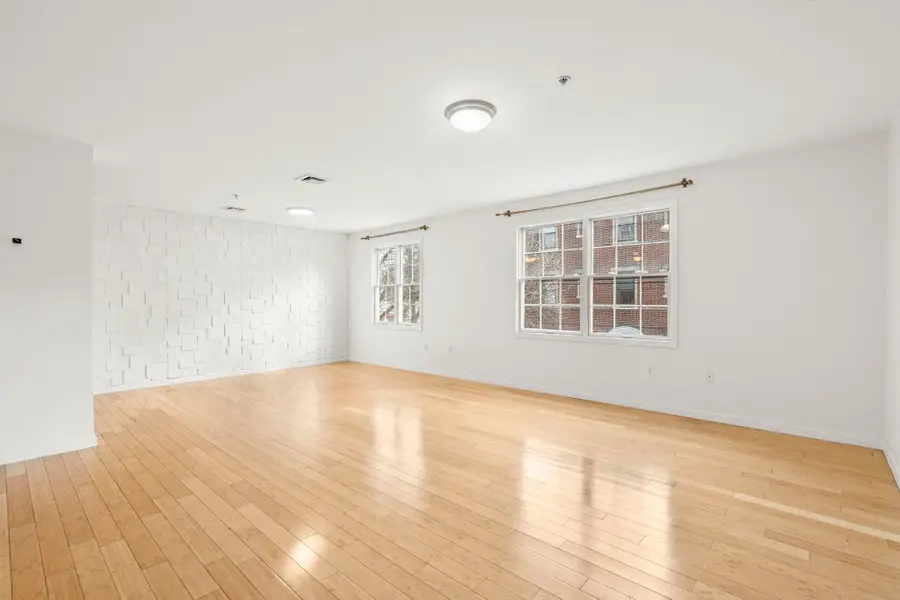 301 61ST ST #1C, West New York, NJ 07093 - Image #2