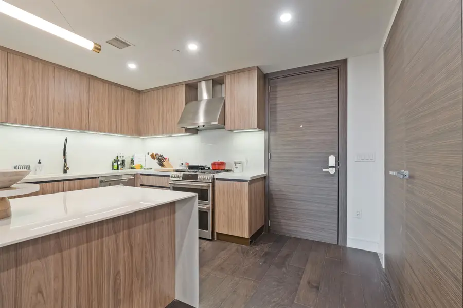 8701 CHURCHILL RD #505, North Bergen, NJ 07047 - Image #2